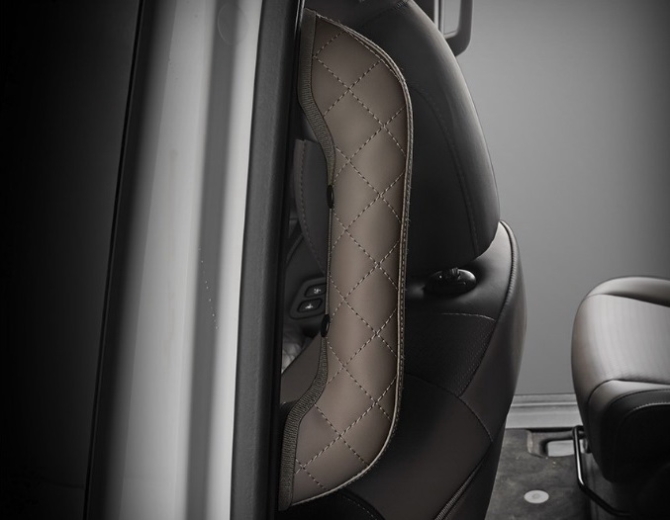 �������� �� ����� ������ KIA Carnival 4