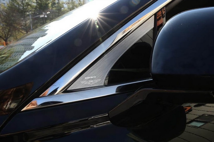 �������� �� �������� �������� Genesis GV80 RG3 ����������� ����� Cayman