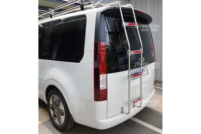 �������� ������ ����� Hyundai Staria ������������