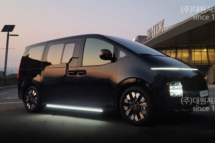 ������ Hyundai Staria � ���������� AutoGrand