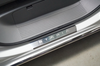 �������� �� ������ Hyundai Staria ��������