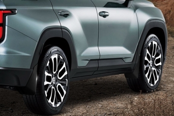 ���������� KGM Torres Mayton ��� �������, � ��������