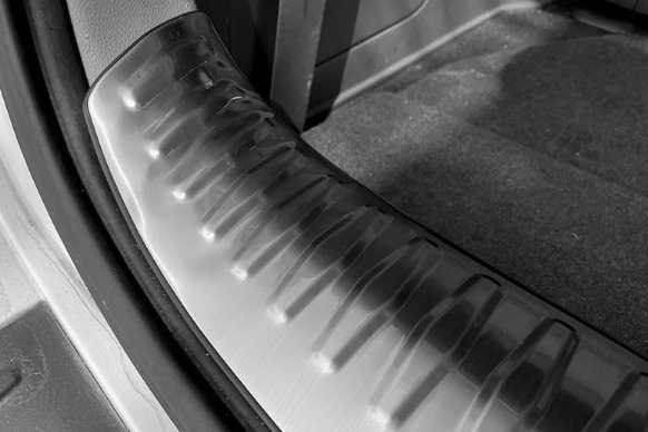 �������� �� ����� ��������� KIA Carnival 3 Mayton