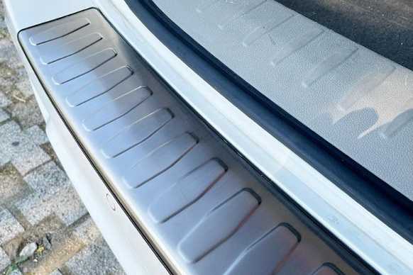 �������� �� ������ ������ KIA Carnival YP3 Mayton