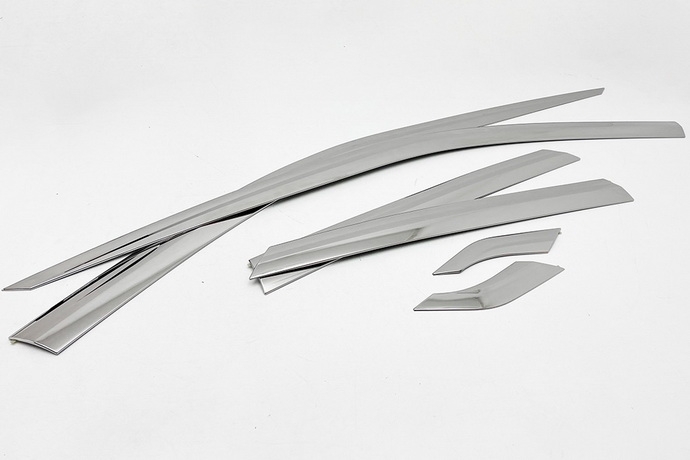 ���������� ������� ���� Genesis GV70 ������������� 6 ������ Premium