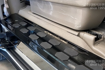 �������� �� ������ KIA Carnival IV �������� �����