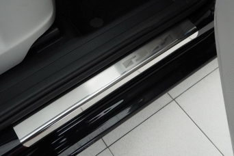 �������� �� ������ Hyundai Santa Fe IV ����������� �����