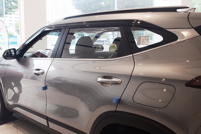 ���������� ���� KIA Seltos �� 6 ������ autoclover