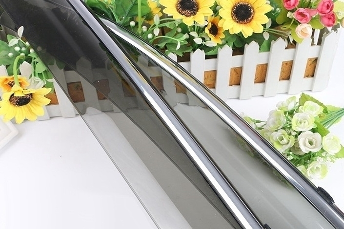 ���������� ������� ���� KIA Ceed III ������� 5 ������ � ��������� �� ����������� �����