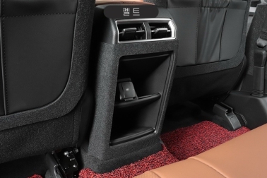 ������ ������� ������� ���� KGM Torres ������